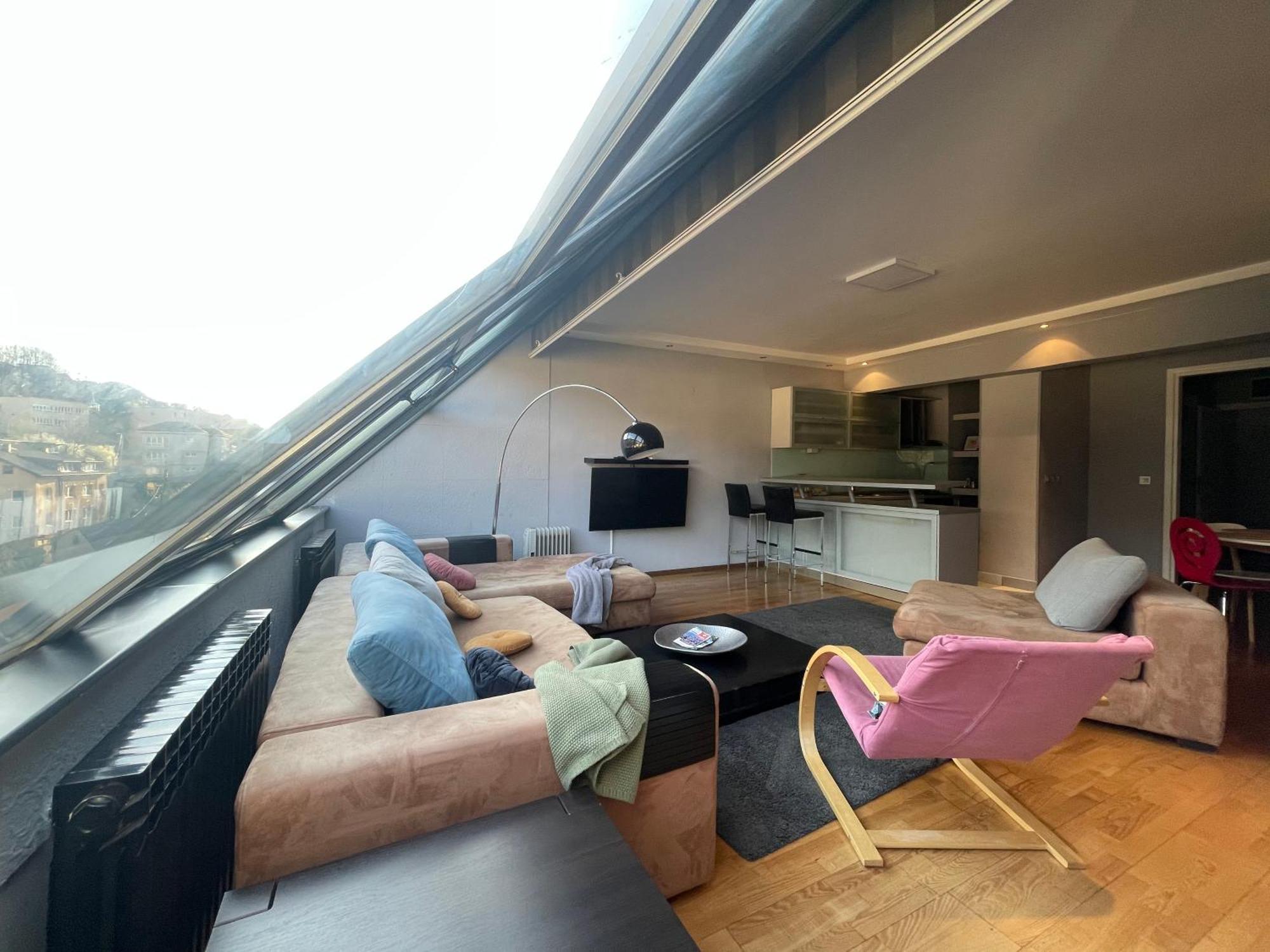 Appartamento Amazing Penthouse Old Town SJJ Esterno foto