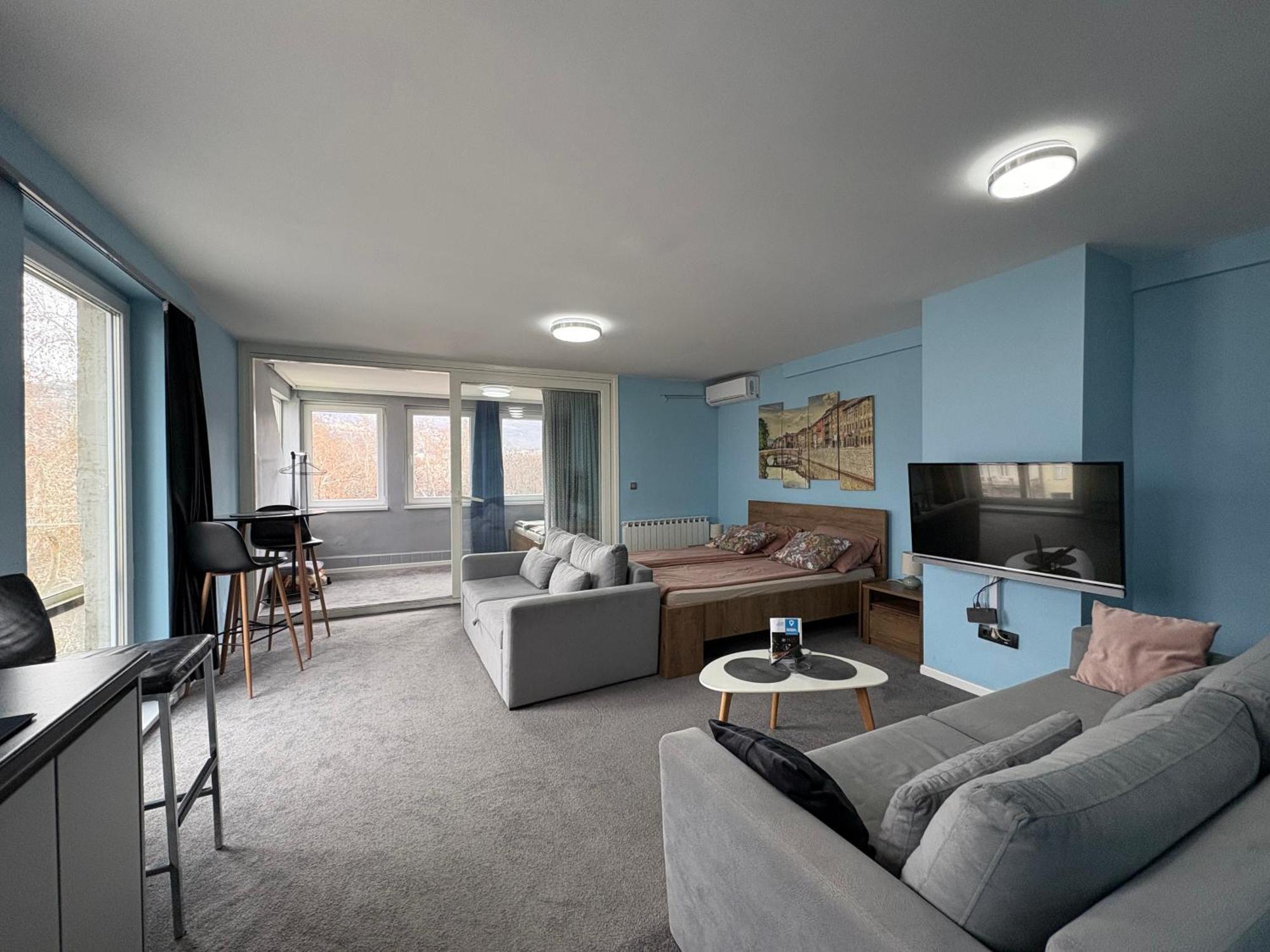 Appartamento Amazing Penthouse Old Town SJJ Esterno foto